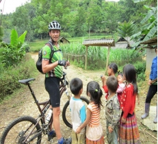 Mai Chau - Cuc Phuong Biking Tour - 4 days / 3 nights