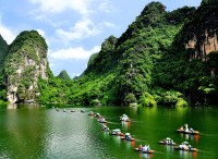 how to book indochina tour